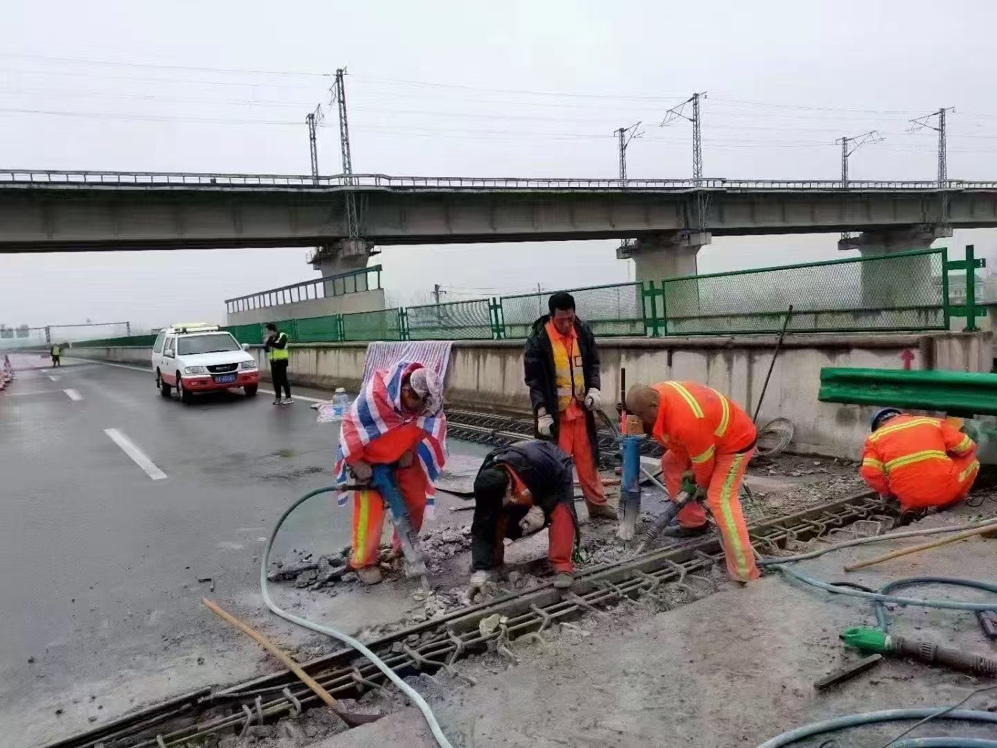 沁源桥梁伸缩缝抢修料